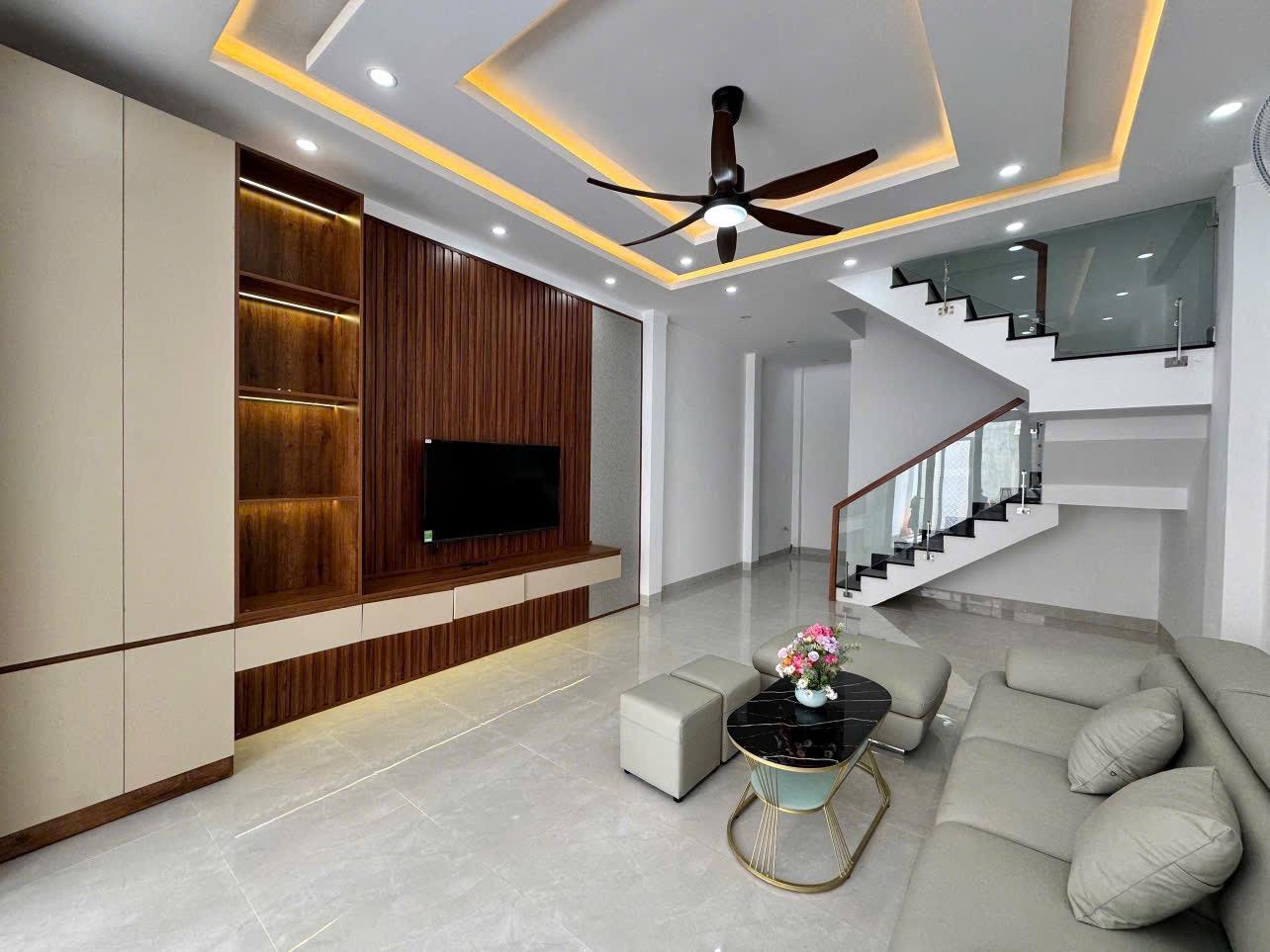 Nhà 3 tầng mới tại hẻm Vạn Xuân, Phường Buôn Ma Thuột