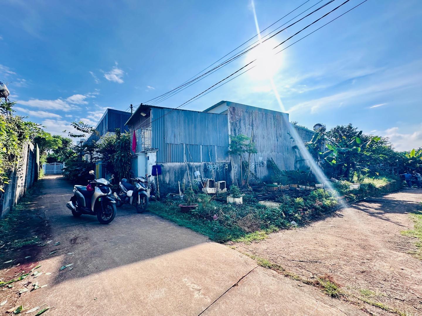 Nền góc 2 mt đường hẻm 92 Nguyễn Xuân Nguyên