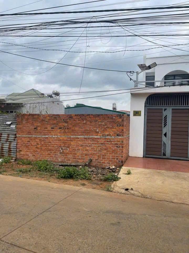 Bán Lô đất đẹp mặt tiền Trịnh Tố Tâm