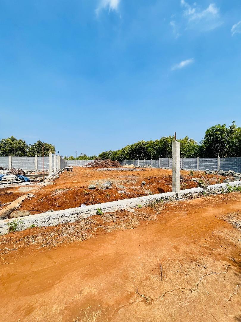CẦN BÁN LÔ ĐẤT SÀO THÔN 6 CƯEBUR DIỆN TICH : 537 M ,ĐÃ XÂY TƯỜNG XUNG QUANH NAY THUỘC PHƯỜNG BUÔN MA THUỘT