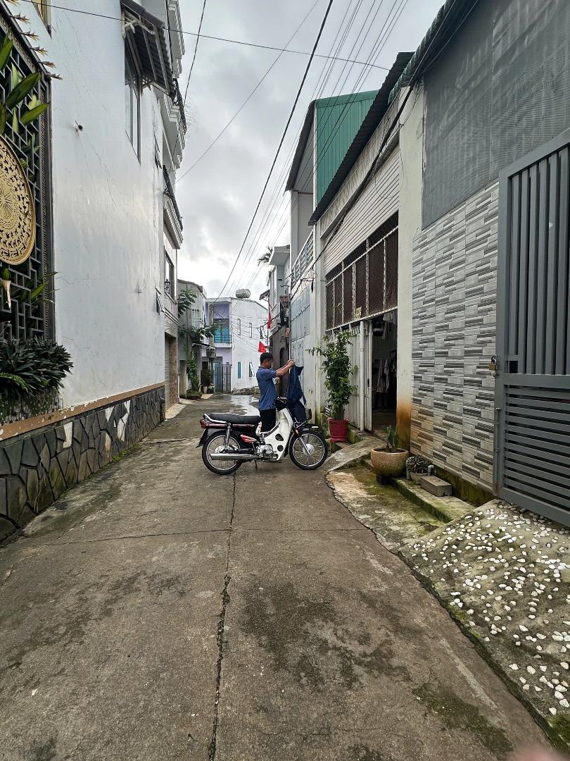 Nhà trung tâm phố- Hẻm 100 Amakhe