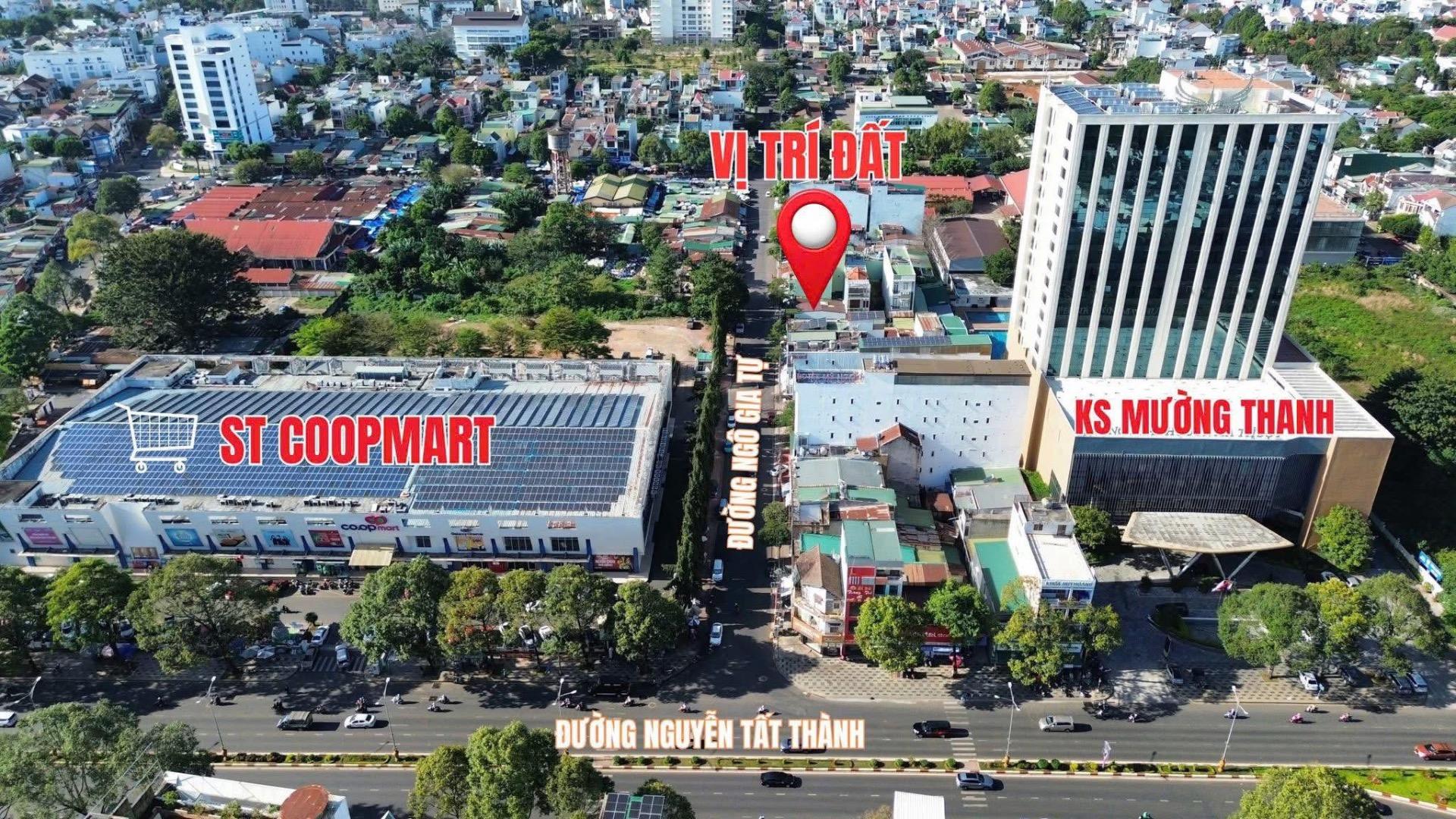 Góc 2 mặt tiền kinh doanh đường Ngô Gia Tự bên cạnh siêu thị CoopMart Buôn Ma Thuột